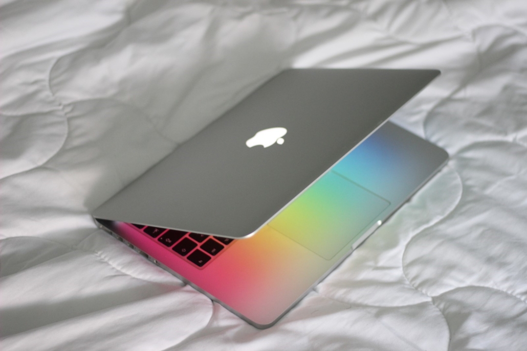 social media trend - macbook